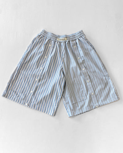 Medium - Light Blue - Striped 