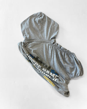 Crossbody Hood in Grey